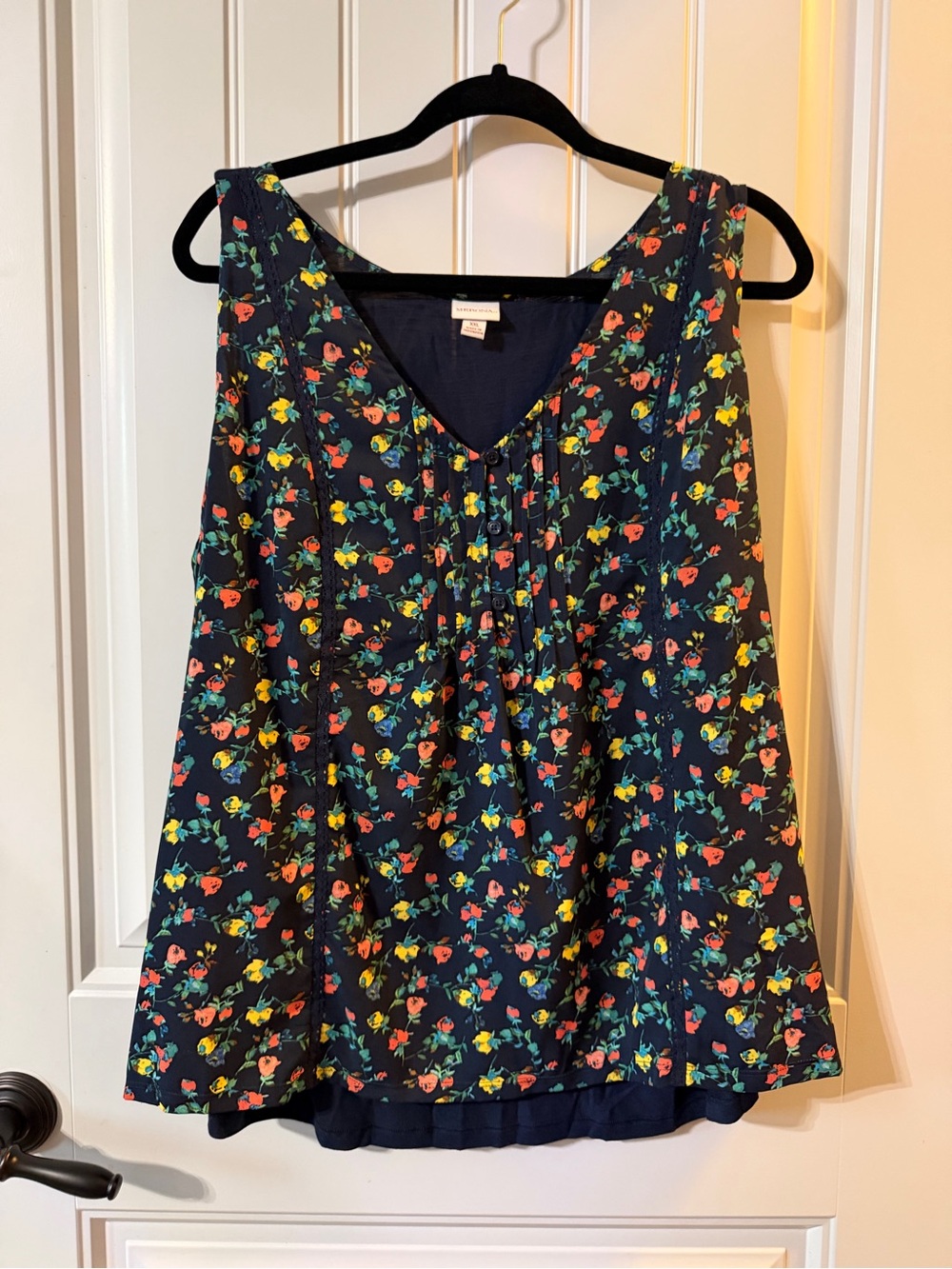 Sleeveless Navy Floral Tank Top